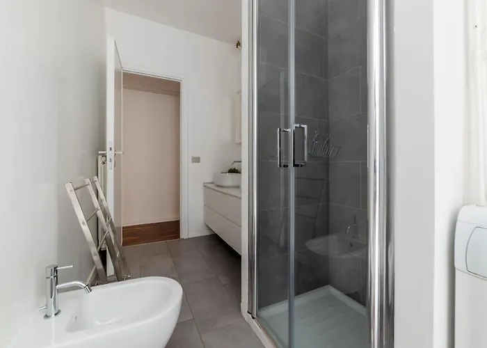 Guesthost - Fontana Di Trevi Design *