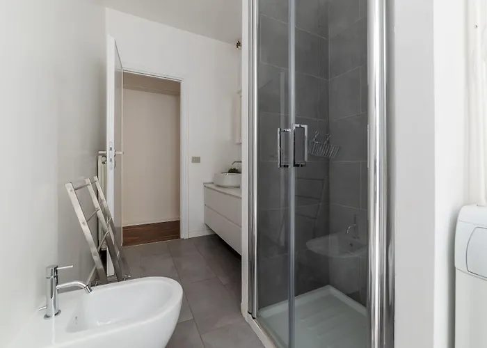 Guesthost - Fontana Di Trevi Design *